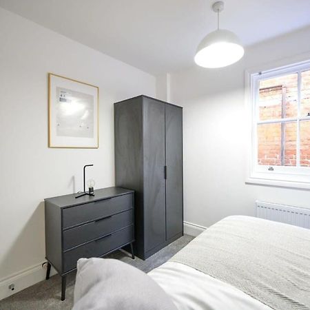 Lovely 2 Bedroom Apartment In Preston Preston  Exterior photo