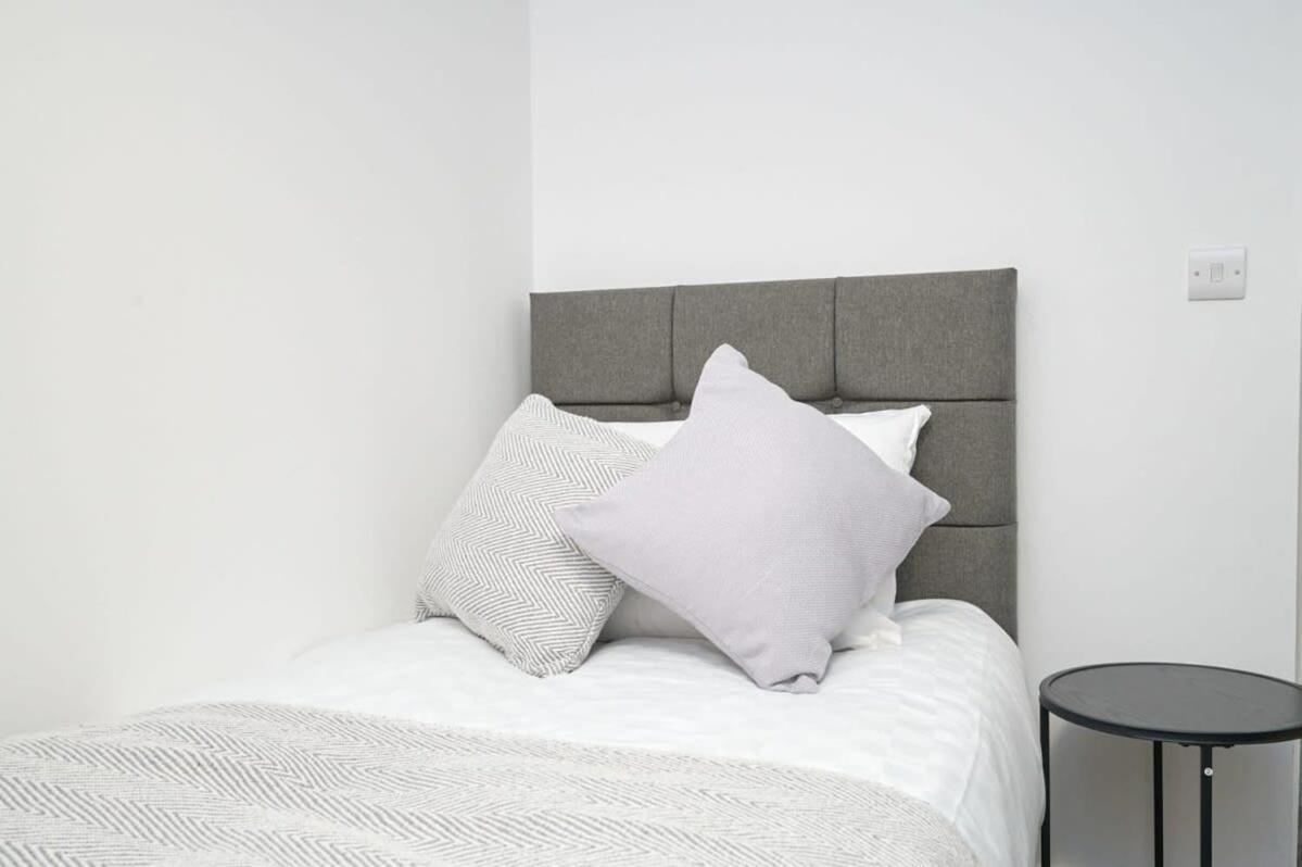 Lovely 2 Bedroom Apartment In Preston Preston  Exterior photo