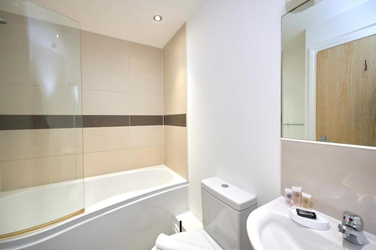 Lovely 2 Bedroom Apartment In Preston Preston  Exterior photo